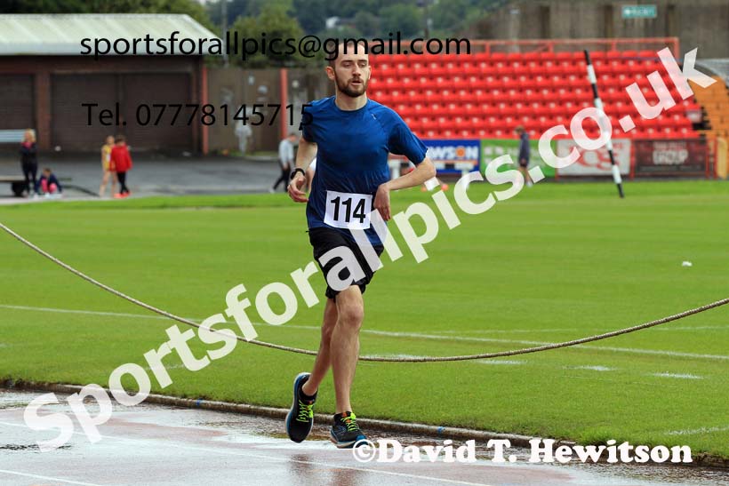One mile, 2023 Gateshead Tartan Games.  Photo: David T. Hewitson/Sports for All Pics